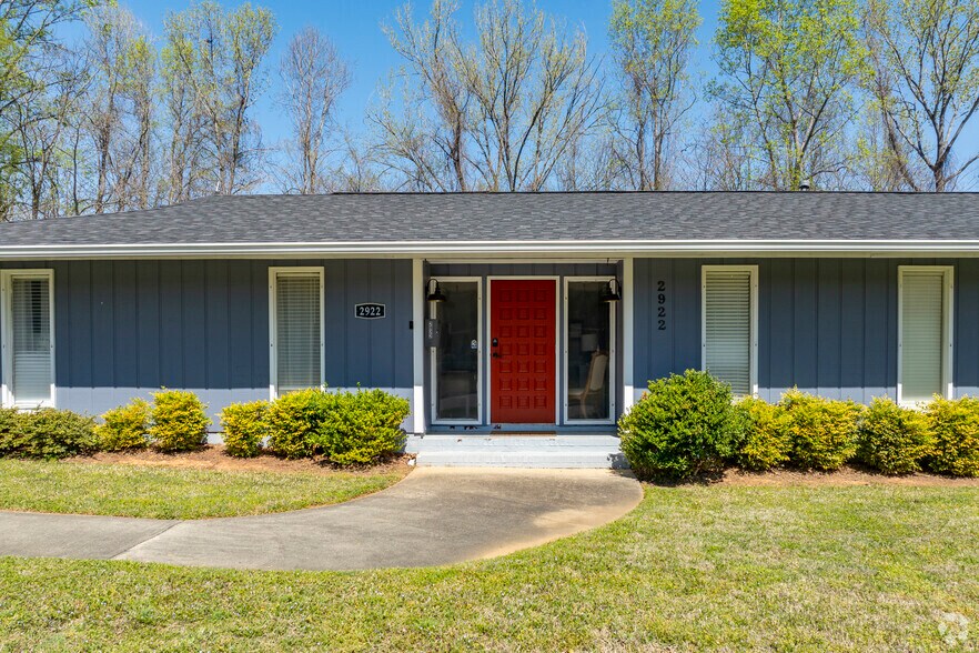 More Photos Of 2922 Audrey Dr, Gastonia Office For Lease