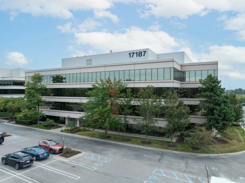 Primary Photo Of 17187 N Laurel Park Dr, Livonia Office For Lease