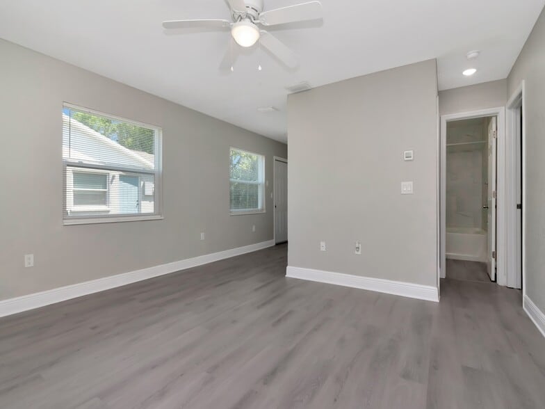More Photos Of , Bradenton Multifamily For Sale