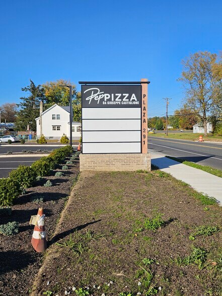 More Photos Of 293 Delsea Dr, Sewell General Retail For Lease