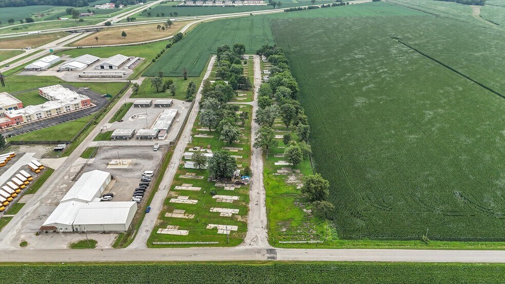 More Photos Of 4808 Paradise Rd, Mattoon Manufactured Housing Mobile Home Park For Sale