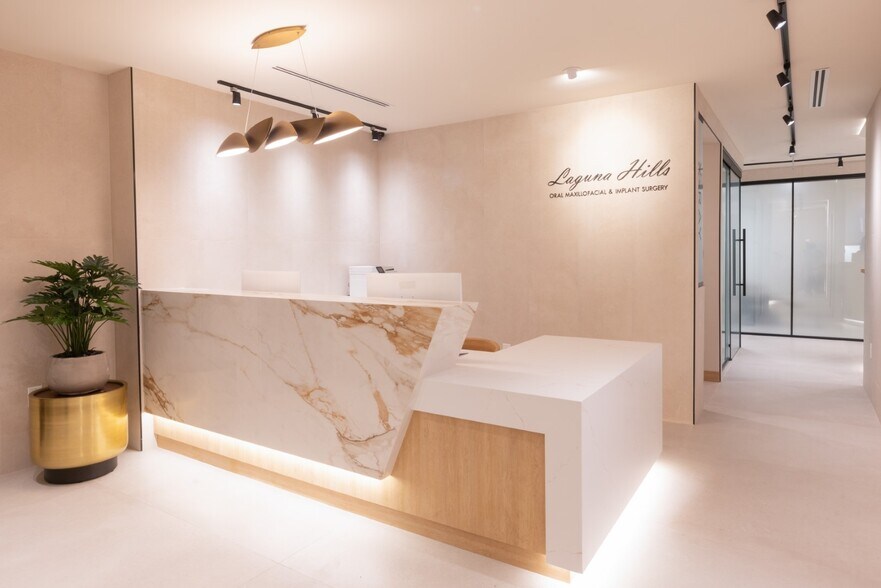 Primary Photo Of 24953 Paseo De Valencia, Laguna Hills Medical For Lease