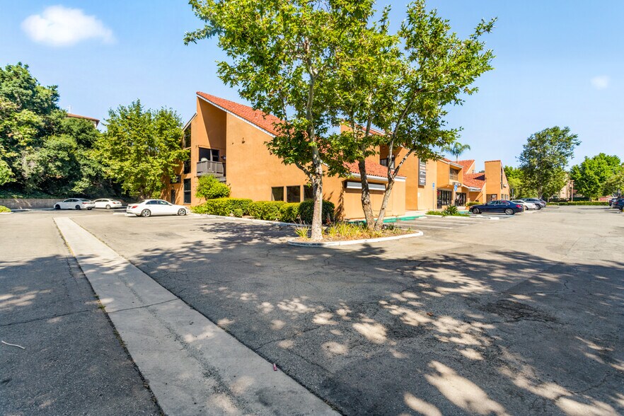 More Photos Of 25571 Marguerite Pky, Mission Viejo Office For Lease