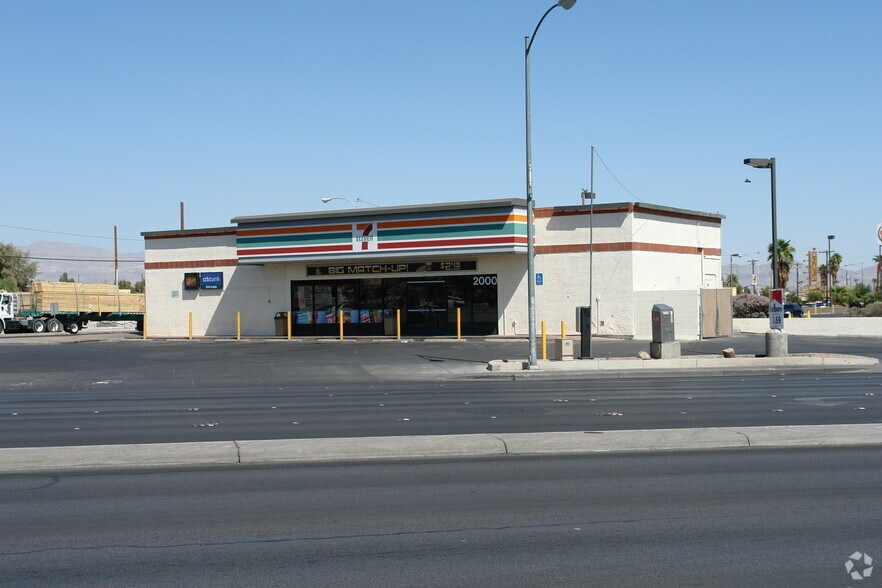Primary Photo Of 2000 N Las Vegas Blvd, North Las Vegas Restaurant For Lease