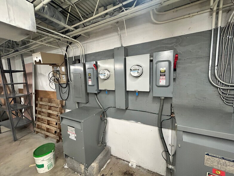 More Photos Of 33 N Brown St, Lewistown Storefront Retail Office For Sale