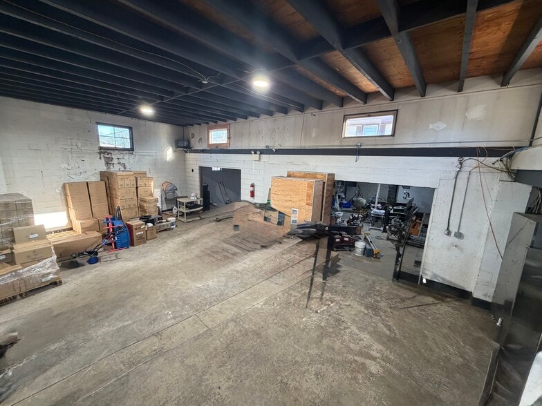 More Photos Of 69 Saint Mihiel Dr, Riverside Warehouse For Sale