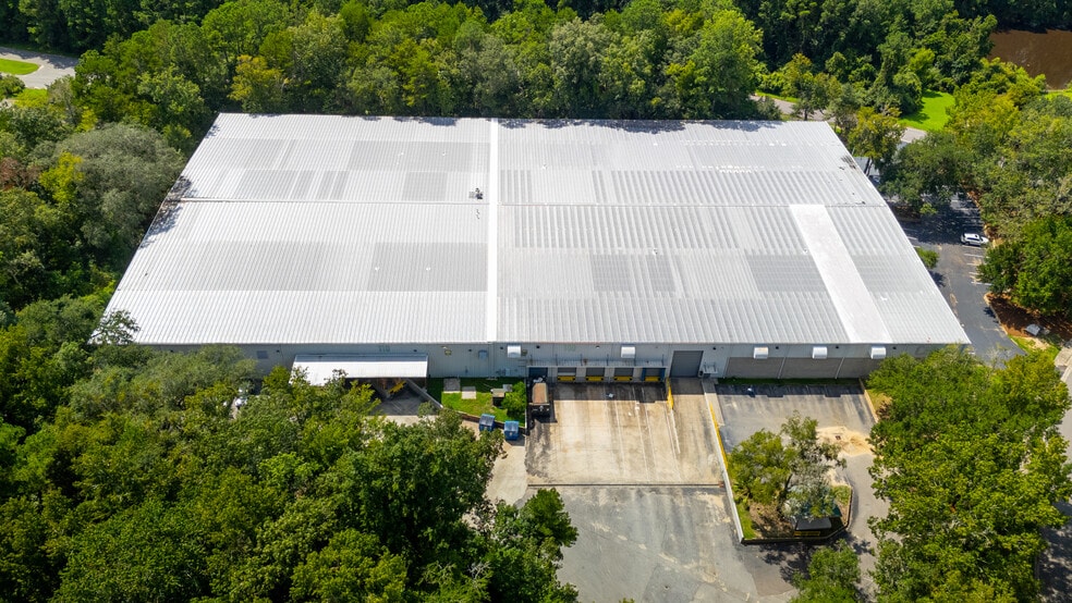 More Photos Of 5101 Coosaw Creek Blvd, North Charleston Manufacturing For Lease