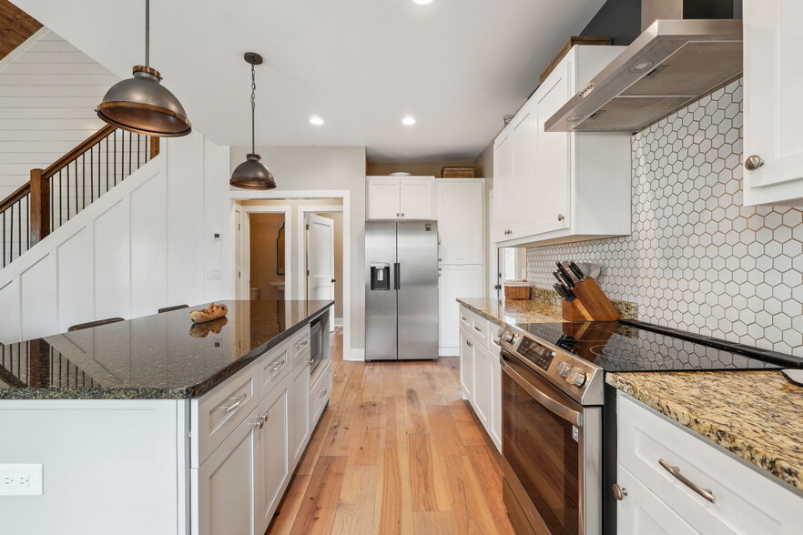 More Photos Of 1300 Preacher Campbell Rd, Clarkesville Multifamily For Sale