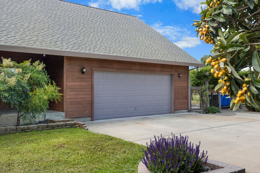 More Photos Of 9930 Calvine Rd, Sacramento Apartments For Sale