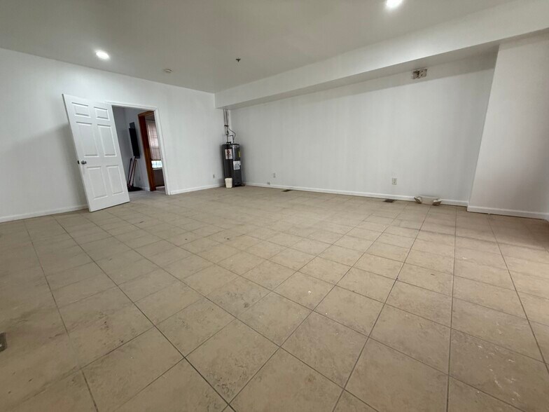 More Photos Of 1104-1126 Buttonwood St, Philadelphia Apartments For Lease