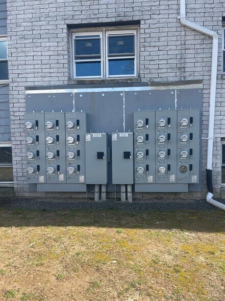 More Photos Of 78 Homeside Ave, West Haven Apartments For Sale