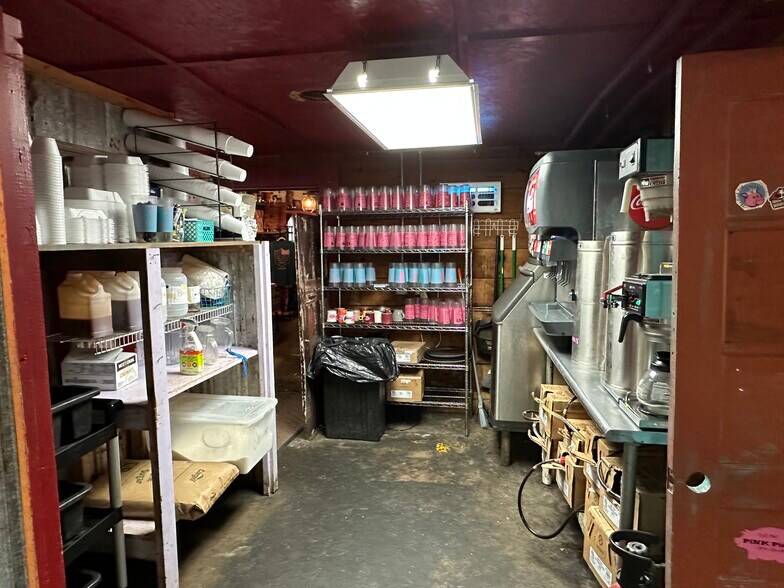 More Photos Of 824 Cherry Log, Cherry Log Winery Vineyard For Sale