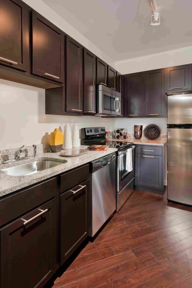 More Photos Of 2300 Washington Pl NE, Washington Apartments For Lease