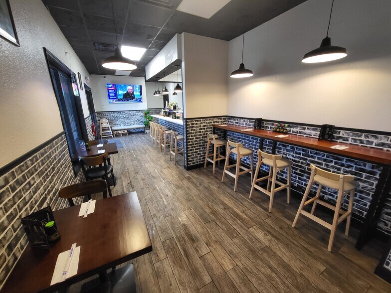 More Photos Of 4233 Tamiami Trl, Port Charlotte Freestanding For Sale