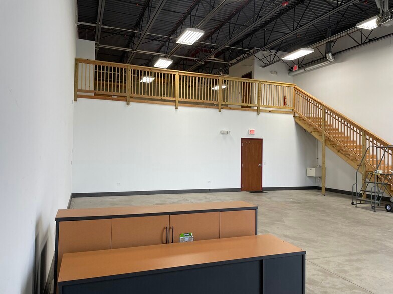 More Photos Of 101 Theodore Dr, Oswego Light Distribution For Lease