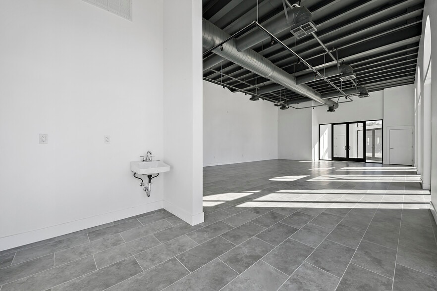 More Photos Of 2220 Winchester Blvd, Campbell Storefront Retail Office For Sale