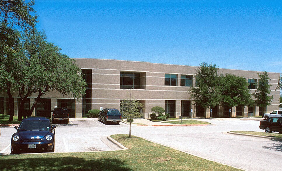 More Photos Of 5725 W US Hwy 290 Service Rd, Austin Office For Lease