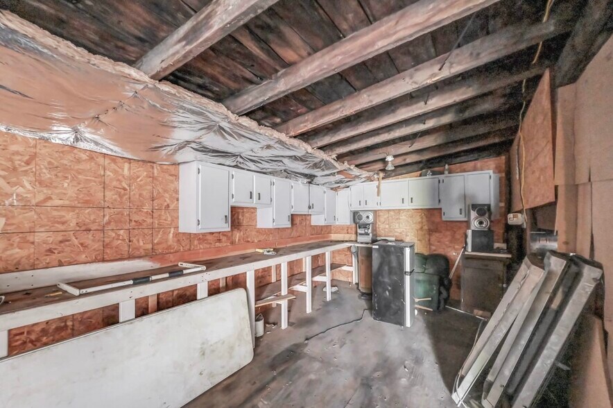 More Photos Of 317 S 10th Ave, Scranton Warehouse For Sale