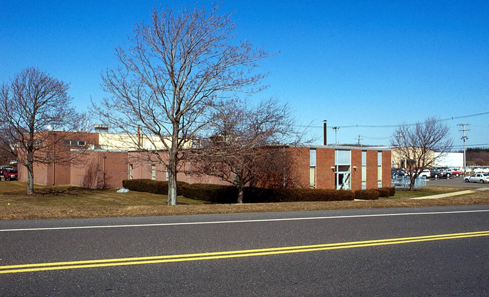 More Photos Of 137 US Highway 202, Ringoes Manufacturing For Lease