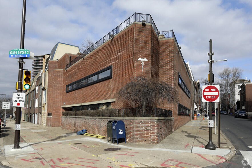 Primary Photo Of 2301 Pennsylvania Ave, Philadelphia Office Residential For Sale