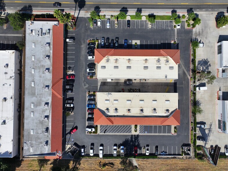 More Photos Of 28860 Old Town Front St, Temecula General Retail For Sale