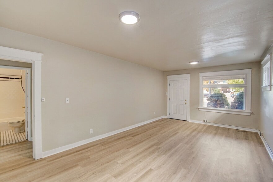 More Photos Of 1150 E 500 S, Salt Lake City Storefront Retail Residential For Sale