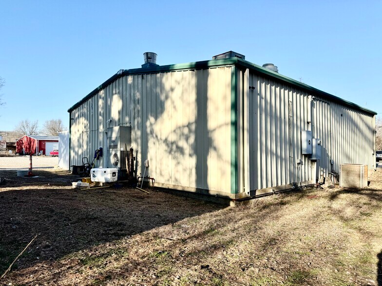 More Photos Of 52 Main St, Mount Pleasant General Retail For Sale