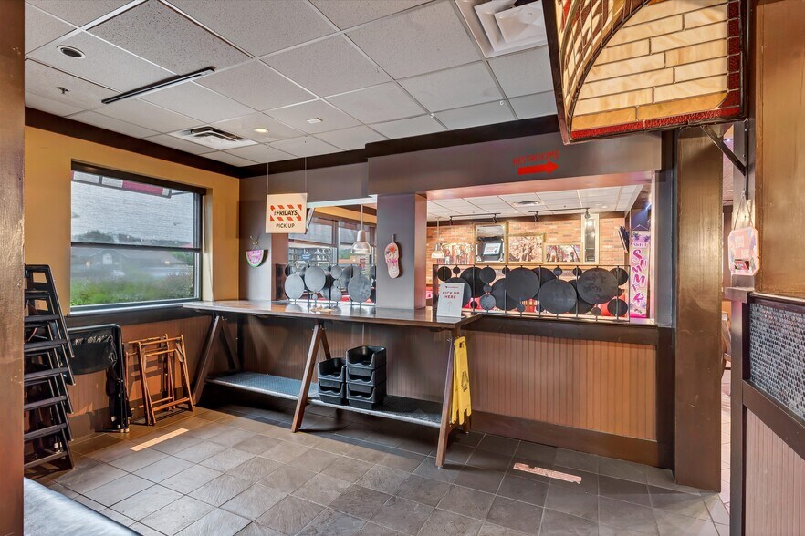 More Photos Of 2794 Parkway, Pigeon Forge Restaurant For Lease