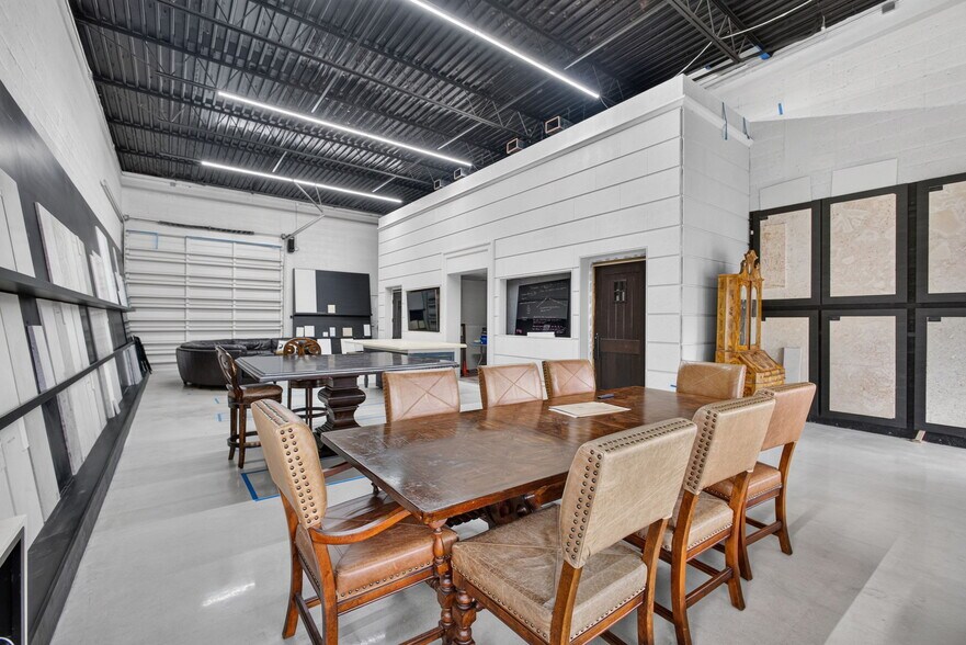 More Photos Of 1334 S Killian Dr, Lake Park Warehouse For Sale