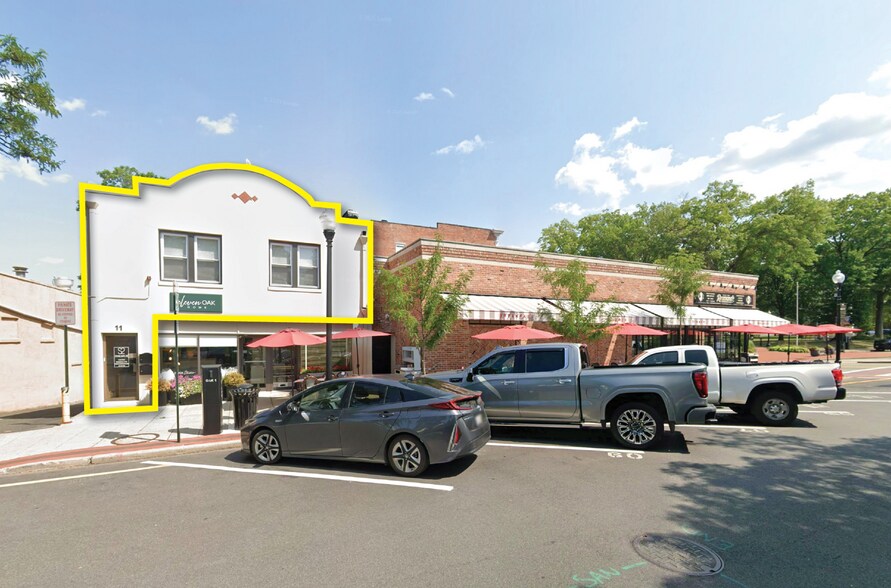 Primary Photo Of 11 Oak St, Ridgewood General Retail For Lease