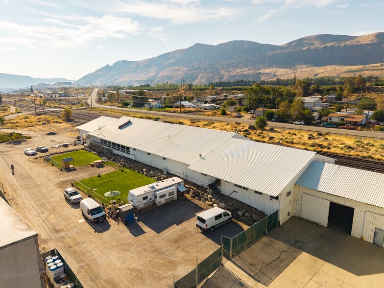 More Photos Of 623 Goose Rock Ln, Malaga Industrial For Sale