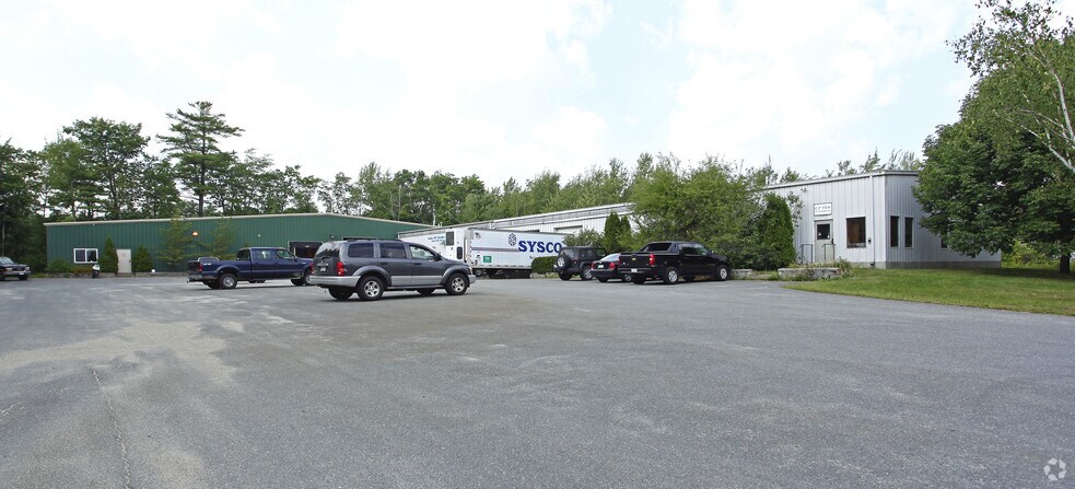 More Photos Of 64 Industrial Park Rd, Saco Warehouse For Lease
