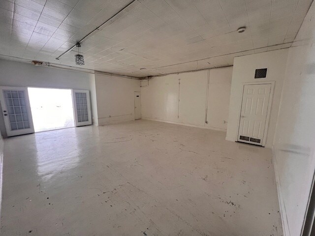 More Photos Of 1524 Madison Ave, Memphis Storefront Retail Office For Lease