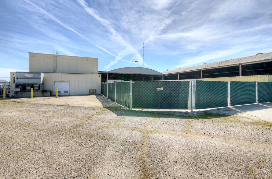 More Photos Of 39400 Clarkson Dr, Kingsburg Warehouse For Sale