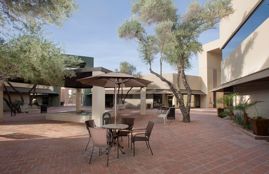 More Photos Of 4045 E Bell Rd, Phoenix Medical For Lease