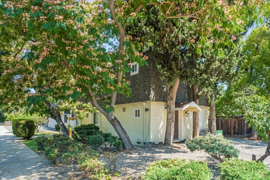 More Photos Of 103 Tennyson Ave, Palo Alto Apartments For Sale