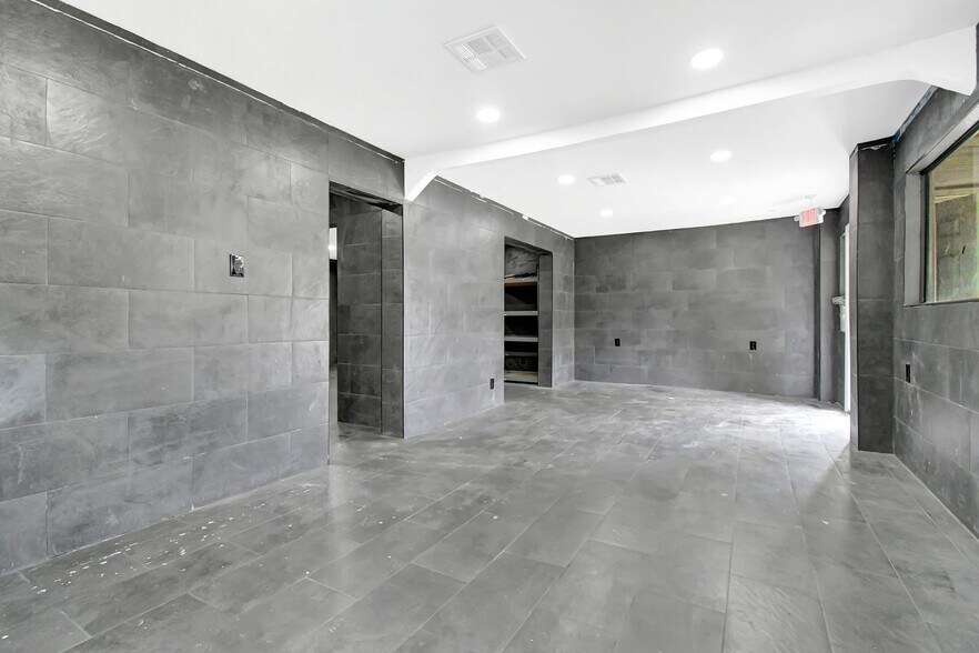 More Photos Of 2160 NW 24th St, Fort Lauderdale Land For Sale