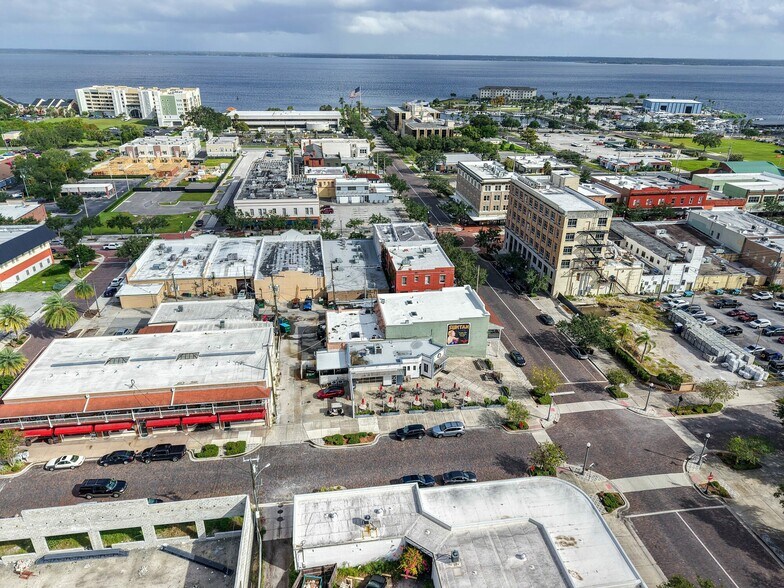 More Photos Of 120 S Park Ave, Sanford Storefront For Sale