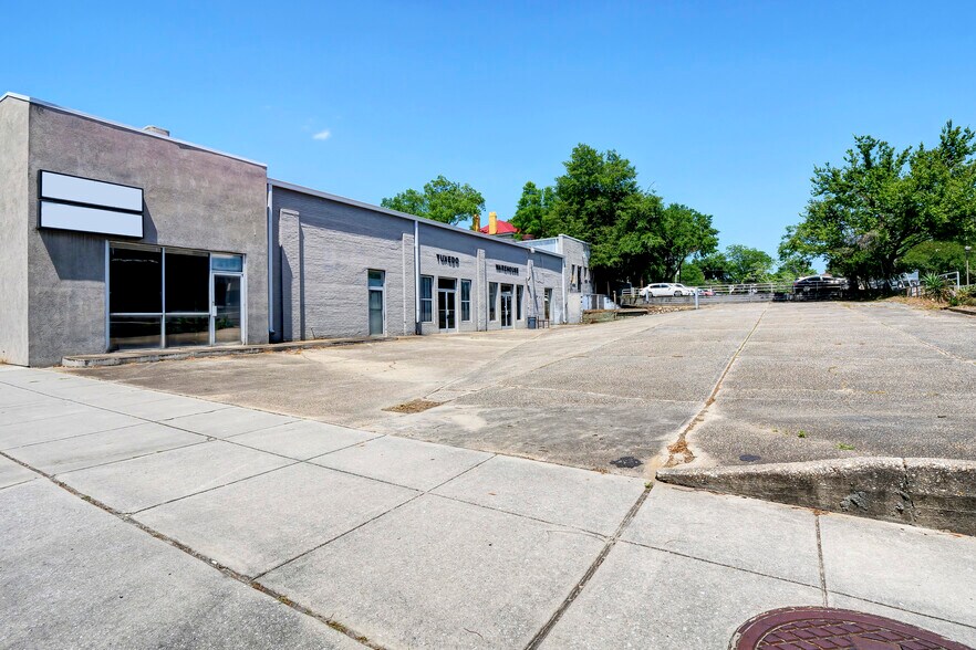 More Photos Of 218 N 3rd St, Wilmington Land For Sale