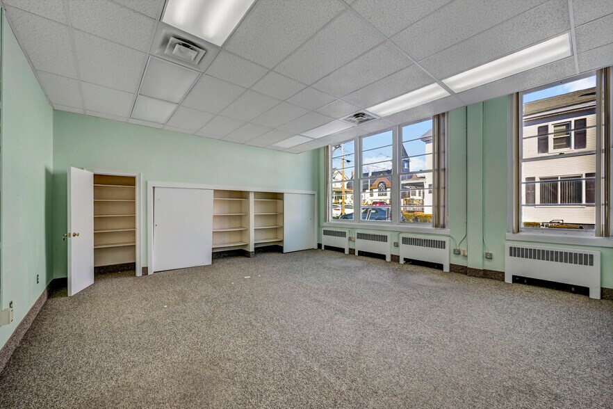 More Photos Of 301 Delaware Ave, Olyphant Office For Sale