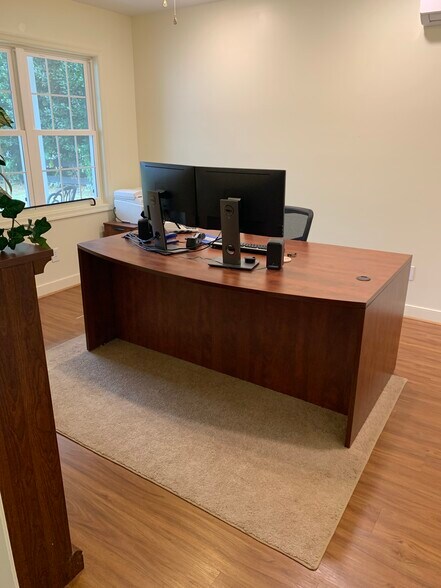 More Photos Of 2471 Rockfish Valley Hwy, Nellysford Office For Lease