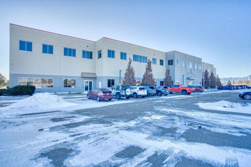 More Photos Of 6333 Dry Creek Pky, Niwot Manufacturing For Lease