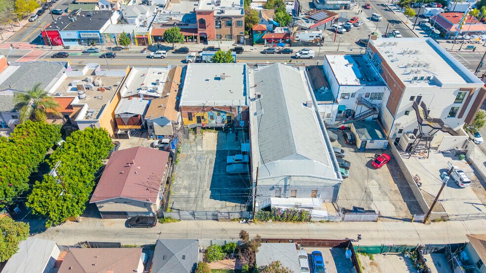 More Photos Of , Los Angeles General Retail For Sale