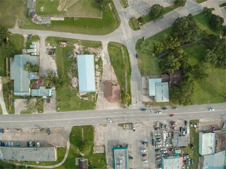 More Photos Of 449 S 17th St, West Columbia Office For Sale