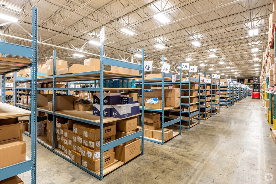 More Photos Of 1933 Highland Rd, Twinsburg Manufacturing For Sale