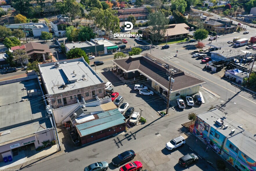 More Photos Of 125 S Main Ave, Fallbrook Storefront Retail Office For Sale