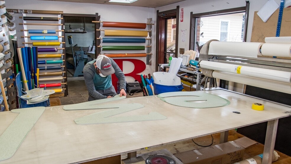 More Photos Of 418 E 3rd St, Loveland Light Manufacturing For Sale