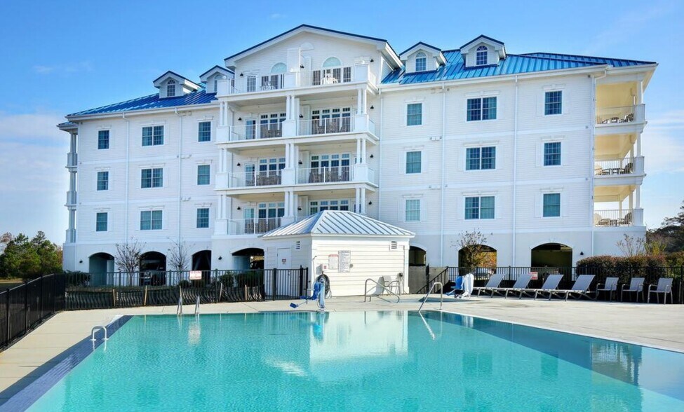 Primary Photo Of 231 Waterside Dr, Roper Apartments For Sale