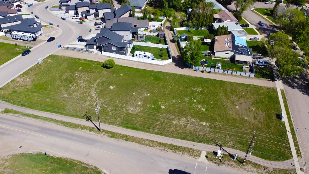 More Photos Of 1064 1 St, Medicine Hat Land For Sale