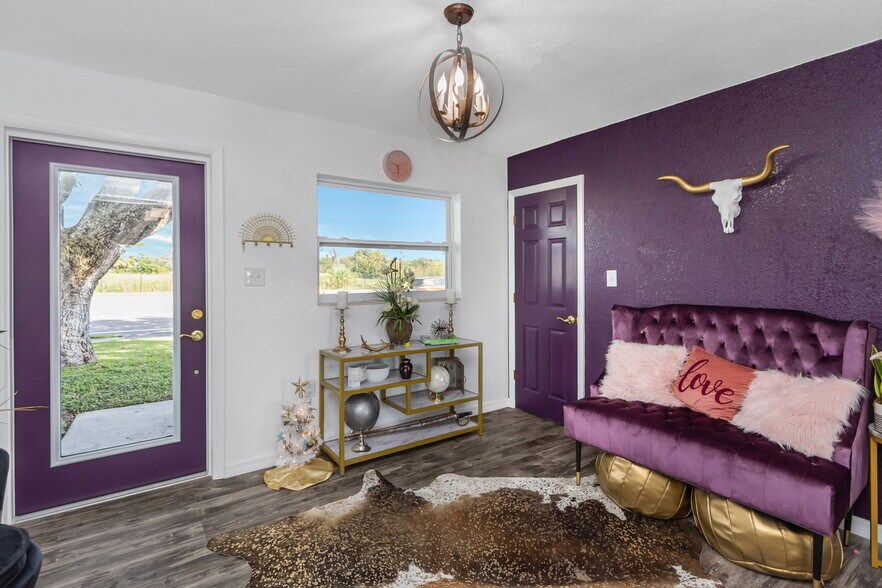 More Photos Of 2645 Sunset Point Rd, Clearwater Freestanding For Lease